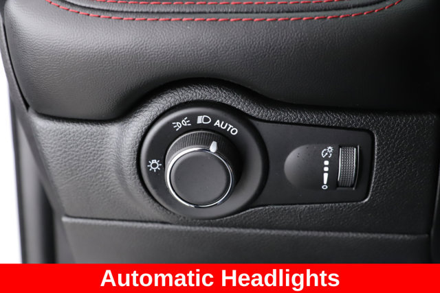 Used 2025 Dodge Durango R/T AWD/4WD image 21