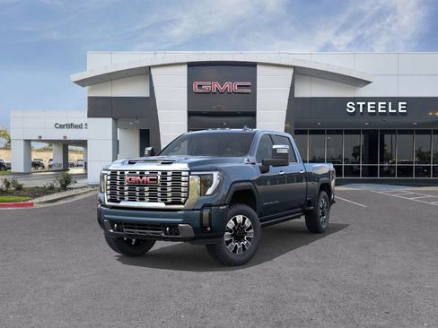 New 2026 GMC Sierra 2500 Denali w/ Denali Reserve Package image 8