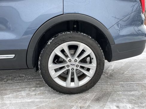 Used 2019 Ford Explorer XLT w/ Equipment Group 202A AWD/4WD image 10