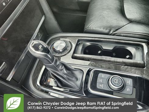 Used 2024 INFINITI QX80 Luxe image 29