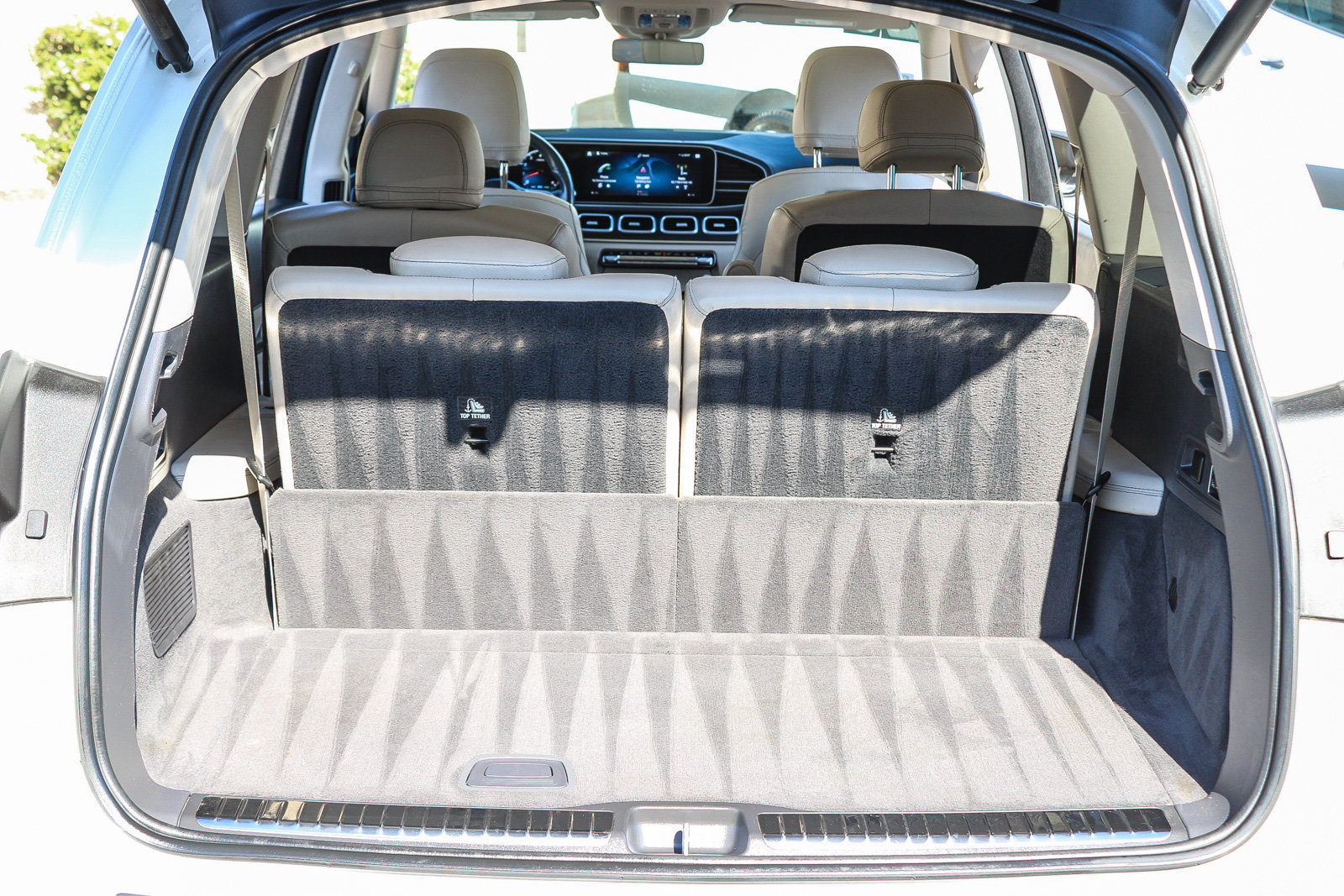 Used 2020 Mercedes-Benz GLS 580 4MATIC image 28
