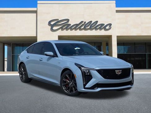 New 2026 Cadillac CT5 V image 2