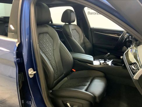 Certified 2023 BMW 530e xDrive w/ Premium Package image 8