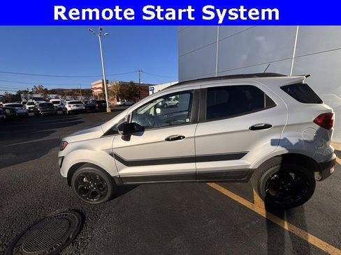 Used 2022 Ford EcoSport SES image 5