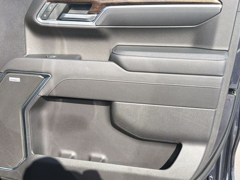 Used 2022 GMC Sierra 1500 Elevation w/ Preferred Package image 32