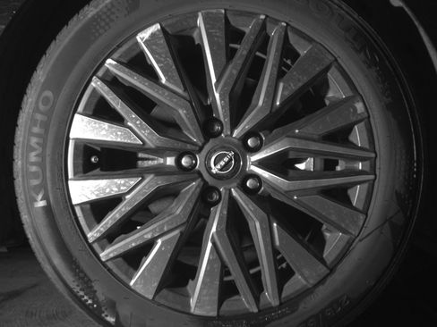 Used 2025 Nissan Altima 2.5 SV image 12