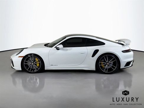 Used 2021 Porsche 911 Turbo S image 9