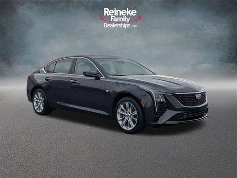 Used 2026 Cadillac CT5 Premium Luxury image 3