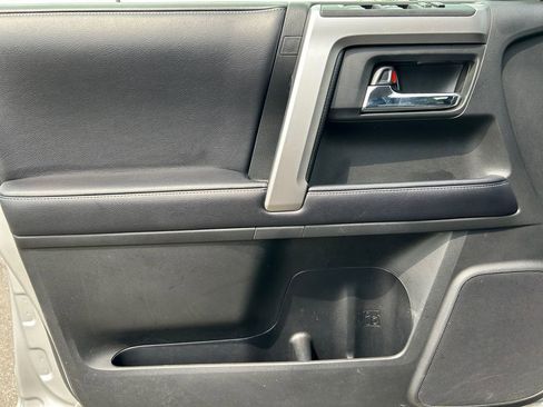 Used 2020 Toyota 4Runner SR5 image 23