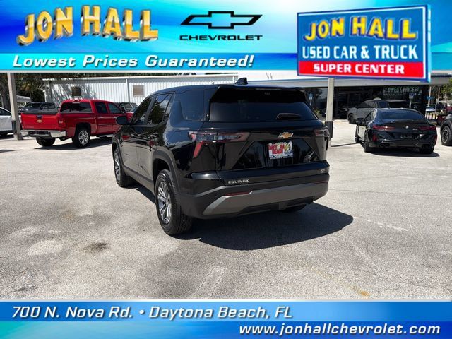 Used 2026 Chevrolet Equinox LT w/ Safety and Technology Package FWD image 8