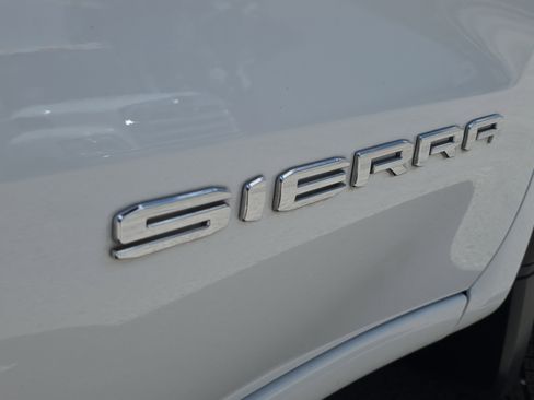 Used 2024 GMC Sierra 1500 Pro w/ Pro Value Package RWD image 10