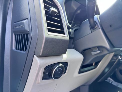 Used 2022 Ford F250 XL w/ STX Appearance Package AWD/4WD image 20