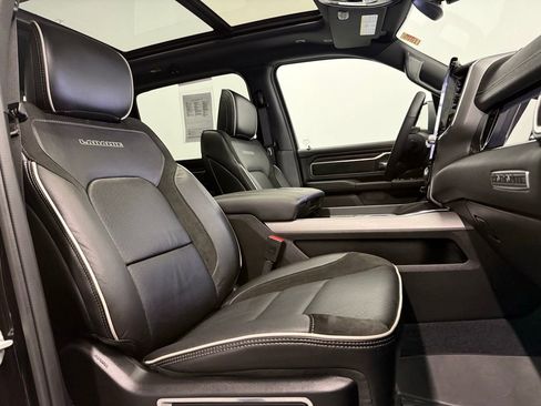 Used 2026 RAM 1500 Laramie w/ Night Edition image 17