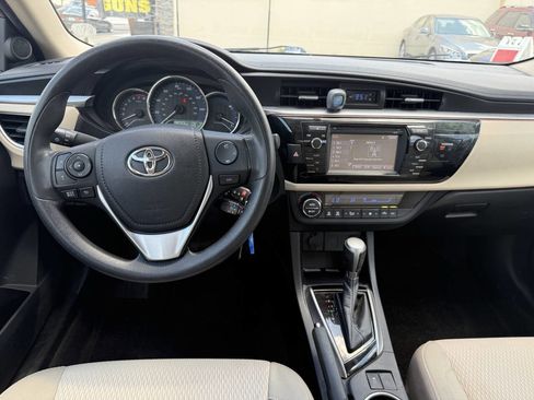 Used 2014 Toyota Corolla LE FWD image 14