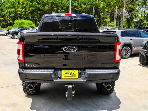 Used 2021 Ford F150 Lariat w/ Equipment Group 502A High AWD/4WD image 8