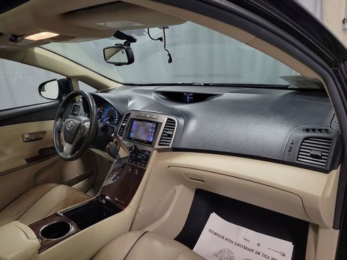 Used 2013 Toyota Venza XLE w/ XLE Premium Pkg image 27