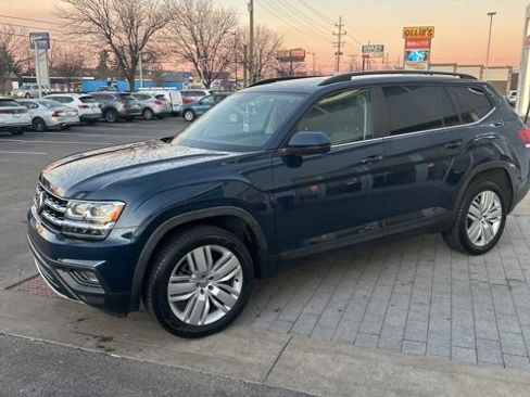 Used 2020 Volkswagen Atlas SE w/ Panoramic Sunroof Package image 13