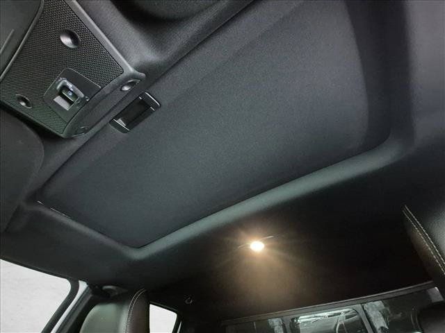 Used 2016 Ford F150 Lariat w/ Equipment Group 502A Luxury AWD/4WD image 16