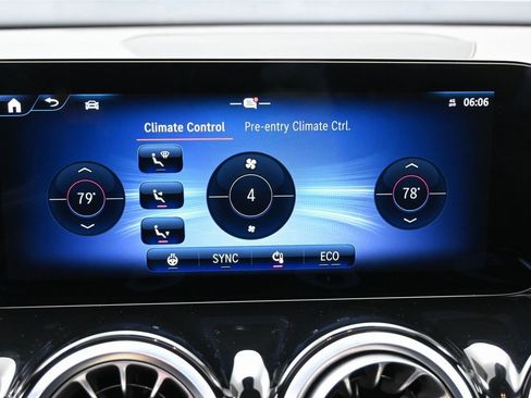 Used 2024 Mercedes-Benz EQB 250+ image 34