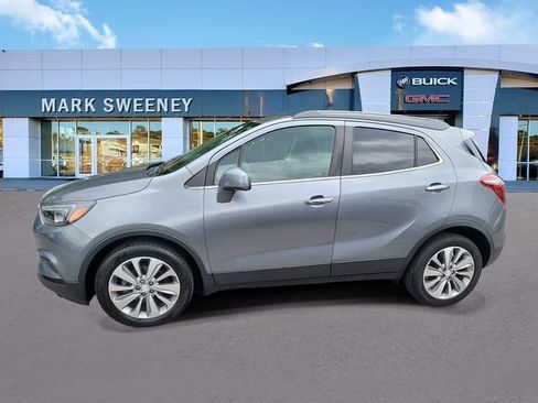 Used 2020 Buick Encore Preferred w/ Safety Package FWD image 27