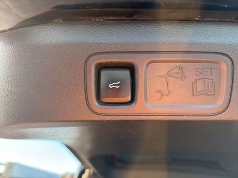 Used 2024 Ford Expedition Max Limited image 37