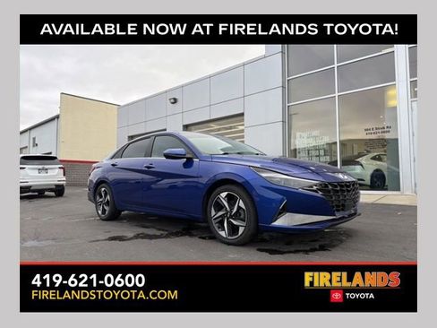 Used 2023 Hyundai Elantra Limited image 1