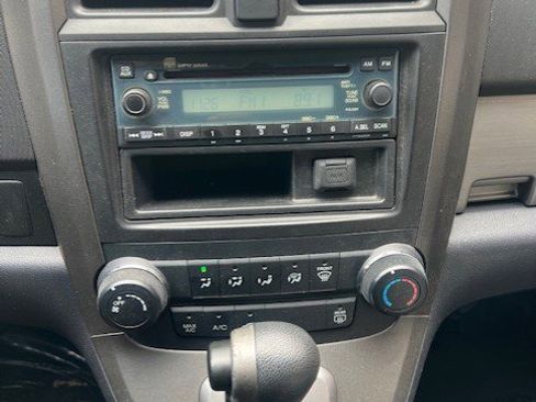 Used 2010 Honda CR-V LX image 11