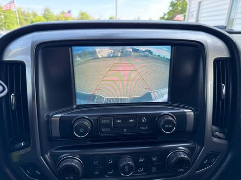 Used 2018 Chevrolet Silverado 1500 LT w/ All Star Edition AWD/4WD image 11
