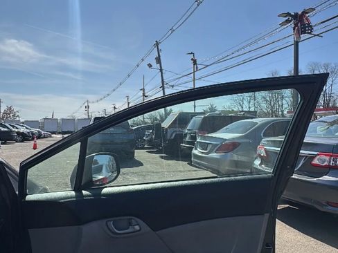 Used 2013 Honda Civic LX image 19