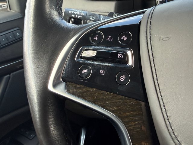 Used 2018 Cadillac Escalade Platinum AWD/4WD image 10