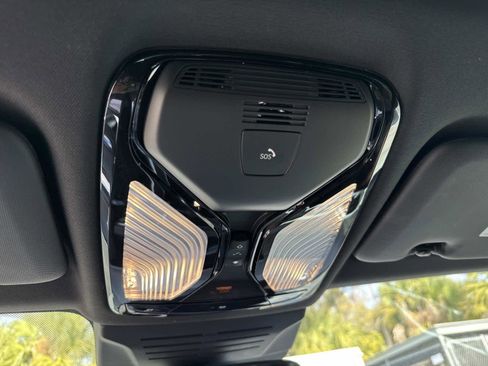 New 2026 BMW X5 sDrive40i w/ Executive Package image 28