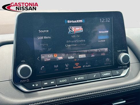 Used 2023 Nissan Rogue S FWD image 18