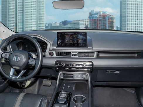 Certified 2023 Honda Pilot Touring image 25