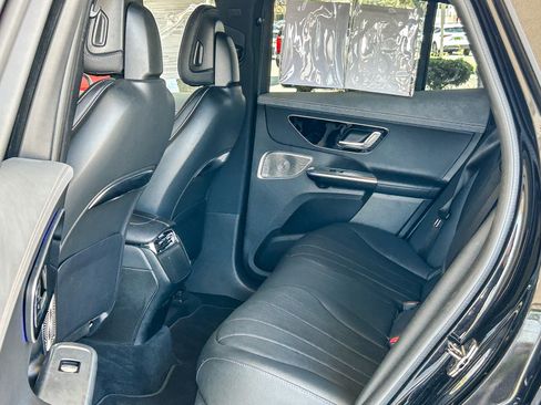 Used 2024 Mercedes-Benz EQE 350+ SUV image 18