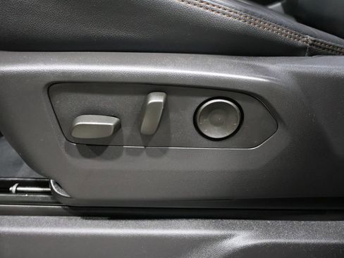 Used 2025 GMC Sierra 1500 AT4 w/ AT4 Preferred Package image 15