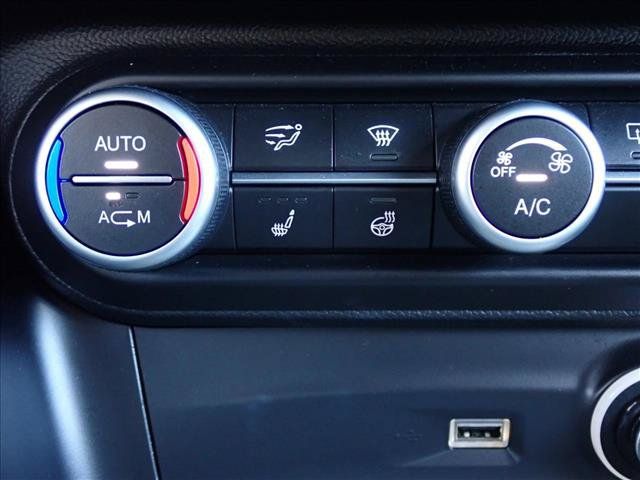 Used 2018 Alfa Romeo Stelvio Ti AWD/4WD image 21