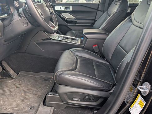 Used 2021 Ford Explorer ST w/ Equipment Group 401A image 11