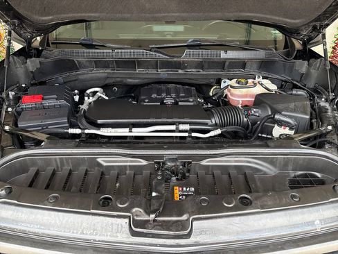 Used 2022 Chevrolet Silverado 1500 Custom w/ LPO, Dark Essentials Package AWD/4WD image 36