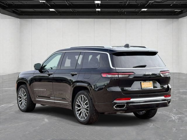 Used 2023 Jeep Grand Cherokee L Summit AWD/4WD image 7