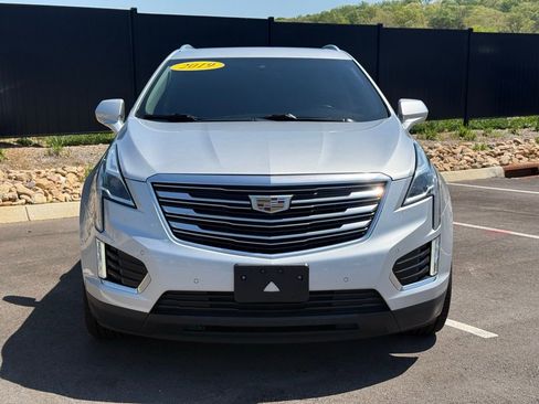 Used 2019 Cadillac XT5 Premium Luxury image 2