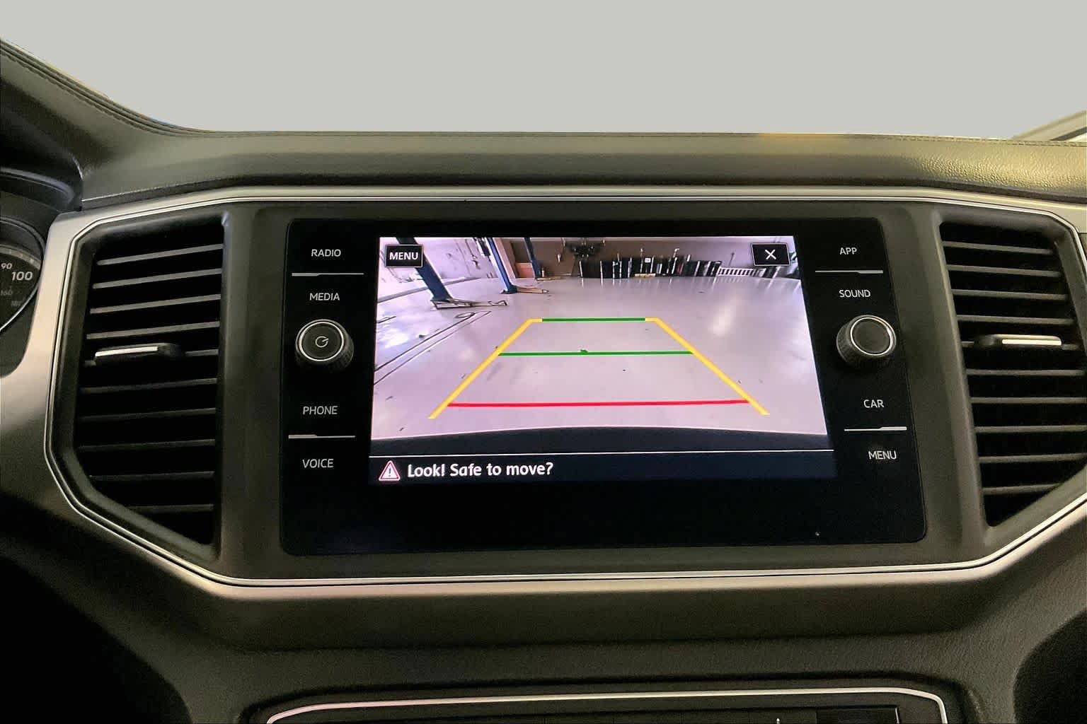 Used 2018 Volkswagen Atlas SE FWD image 26