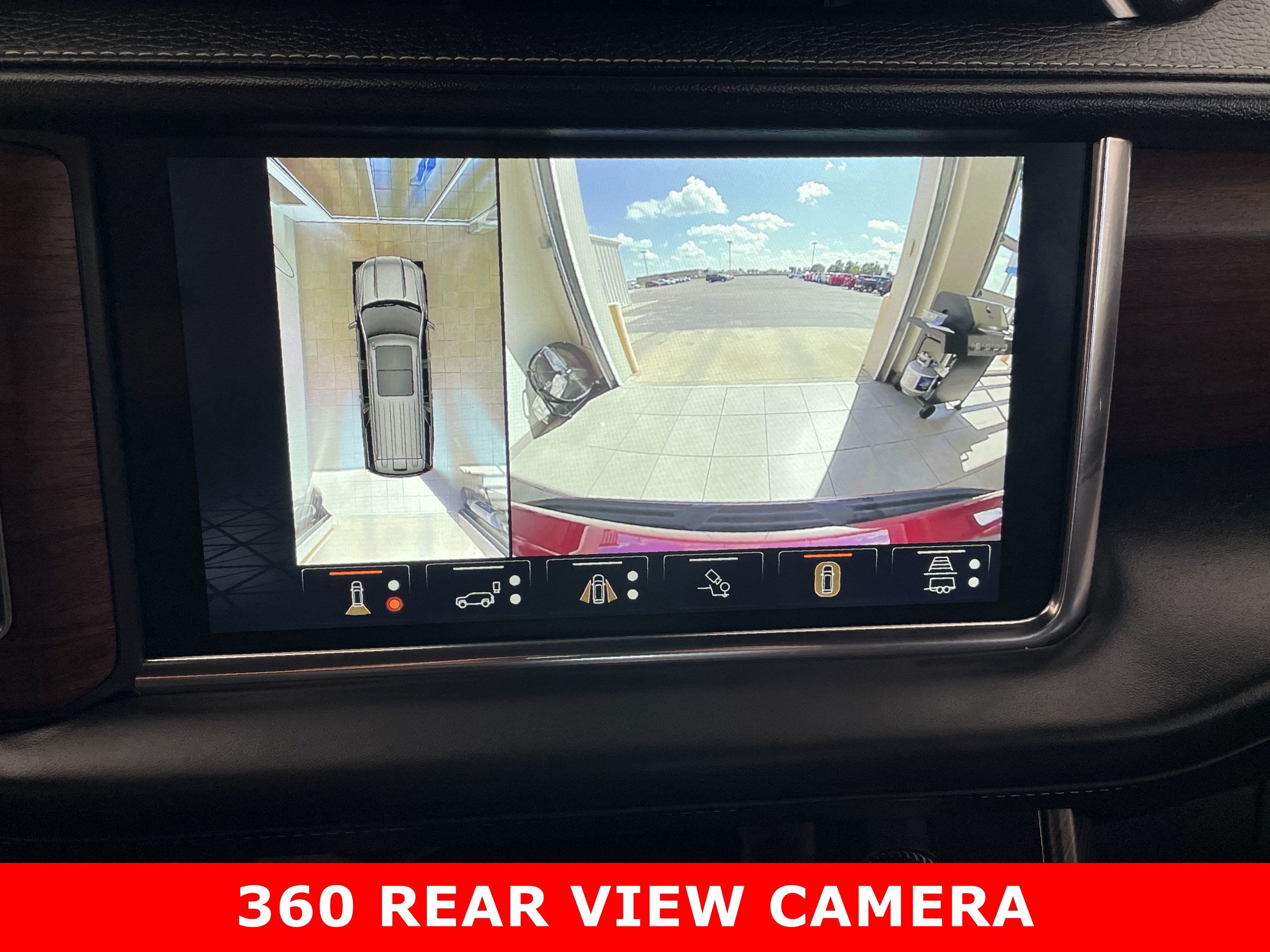 Certified 2023 GMC Yukon Denali Ultimate w/ LPO, Floor Liner Package AWD/4WD image 27