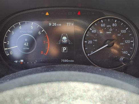 Used 2024 Nissan Kicks SR w/ Interior Electronics Package FWD image 11
