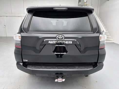Used 2023 Toyota 4Runner SR5 image 10