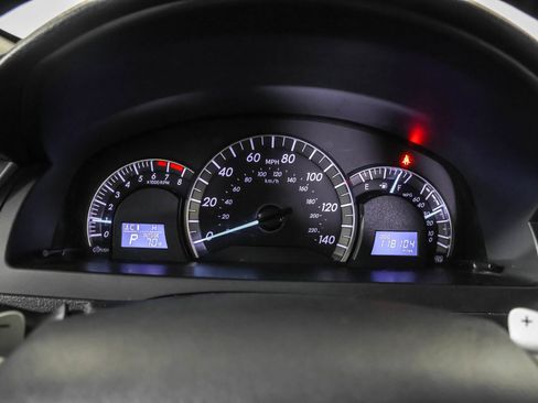 Used 2014 Toyota Camry SE FWD image 26