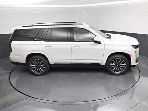 Used 2024 Cadillac Escalade Sport Platinum RWD image 13