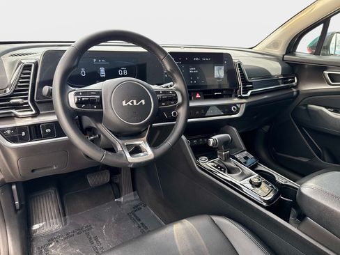 Used 2024 Kia Sportage EX FWD image 14