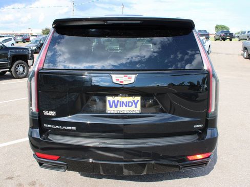 Used 2023 Cadillac Escalade ESV Sport AWD/4WD image 24