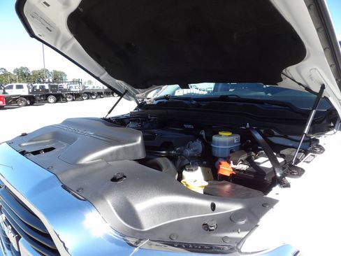 Used 2019 RAM 2500 Big Horn image 48