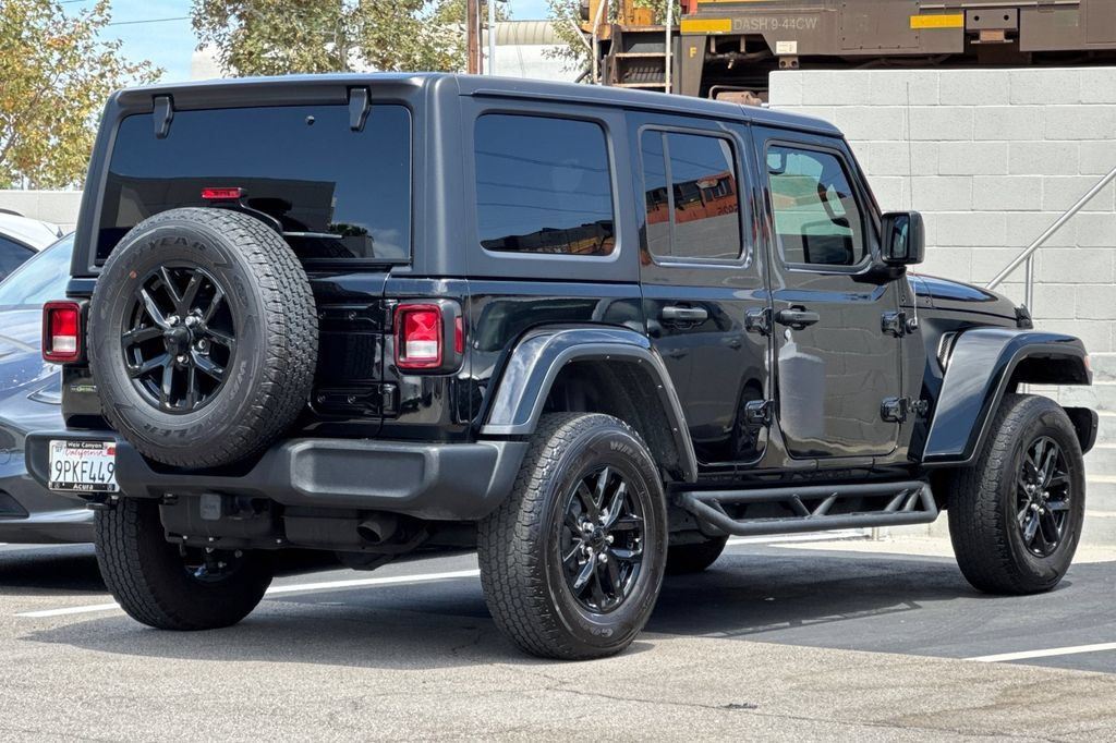 Used 2023 Jeep Wrangler Unlimited Sport AWD/4WD image 7